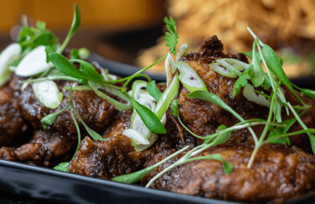 GRR BSK ST PAULS MAY 2023 FOOD TUNA TARTARE WINGS2 jxxy10.210624.tab