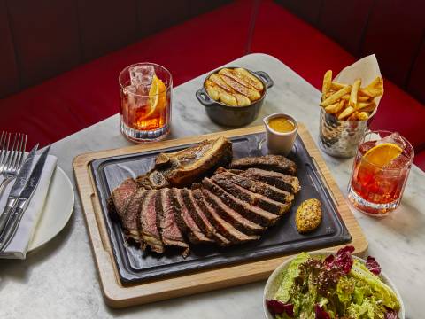 GRR GRBG JANUARY 2023 FOOD BAR GRILL MAYFAIR MARRIOTT LARGE CUT STEAK 1 tqjzpy 1