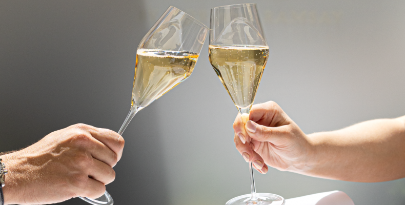 GRR PETRUS JUNE 2023 DRINKS CHAMPAGNE TERRACE rd2le8 1